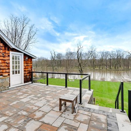 Cozy Upstate Studio With Walkill River Views! Нью-Палц Экстерьер фото