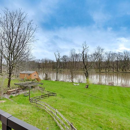 Cozy Upstate Studio With Walkill River Views! Нью-Палц Экстерьер фото